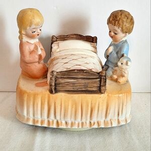 VTG Children Praying Revolving MUSIC BOX Ceramic Chadwick-Miller Sankyo Japan